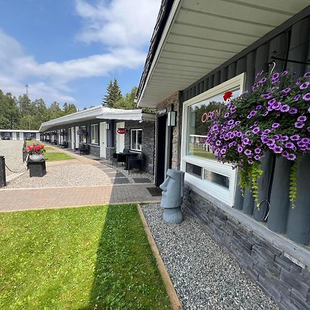Mystic Isle Motel Вава Екстер'єр фото