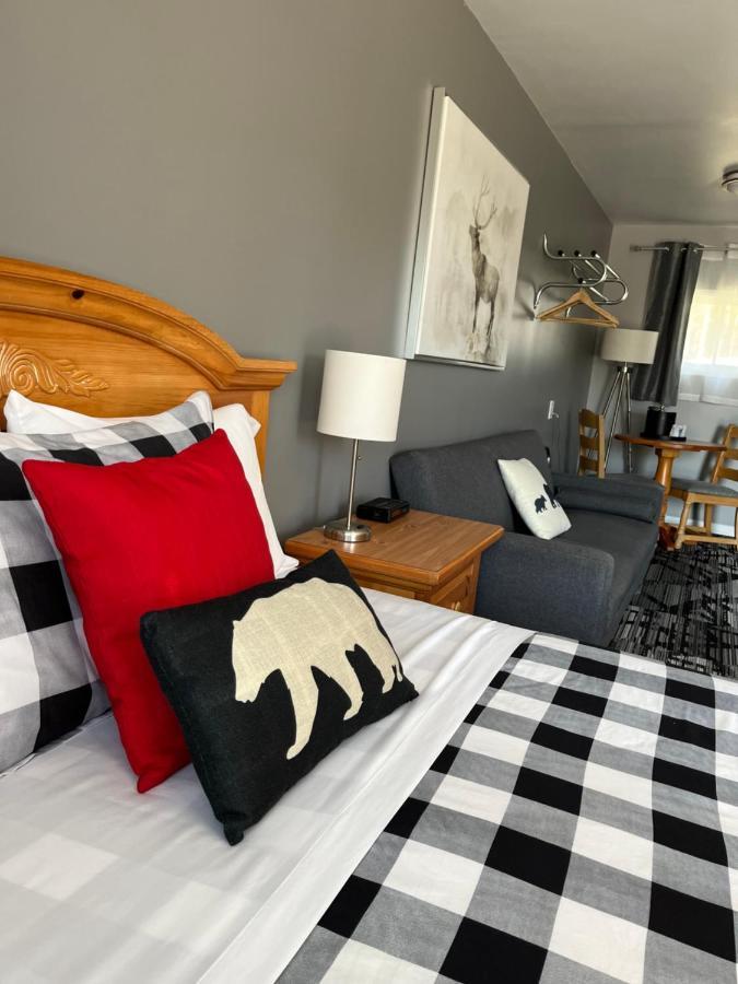 Mystic Isle Motel Вава Екстер'єр фото