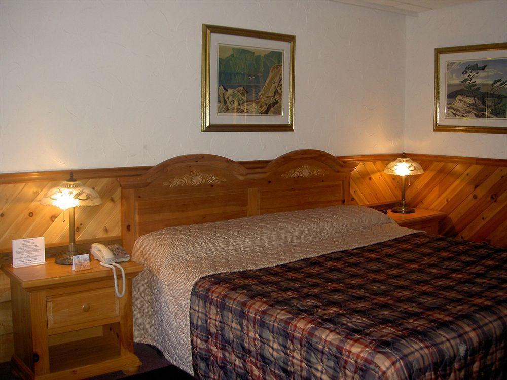 Mystic Isle Motel Вава Екстер'єр фото